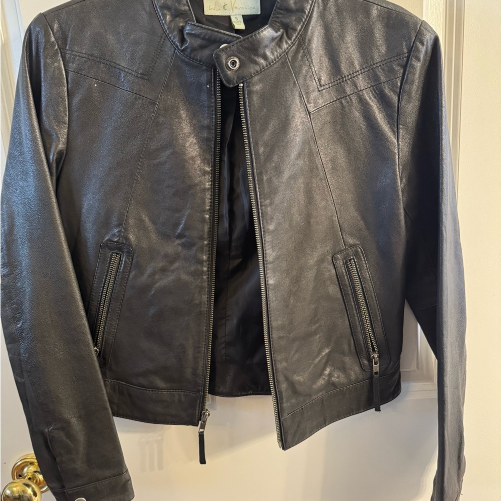 Stylish Leather Jacket in Black